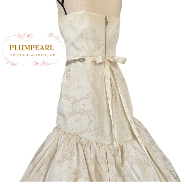 An Original Milly of New York Vintage Custom wedding gown - Picture 9 of 16